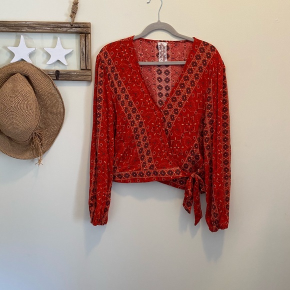 Sadie & Sage Tops - NWOT Sadie &Sage top